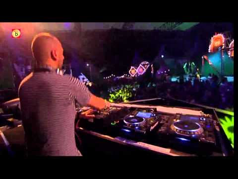 DJ Baggi Begovic live @ Paaspop 2011