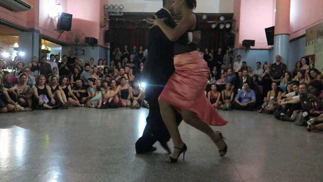 SEBASTIAN ACHAVAL y ROXANA SUAREZ en viva Pepa Jan2017 2/2