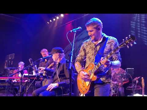 Mitch Ryder - Devil With The Blue Dress (live, 2025-02-13, Ampere, Munich)