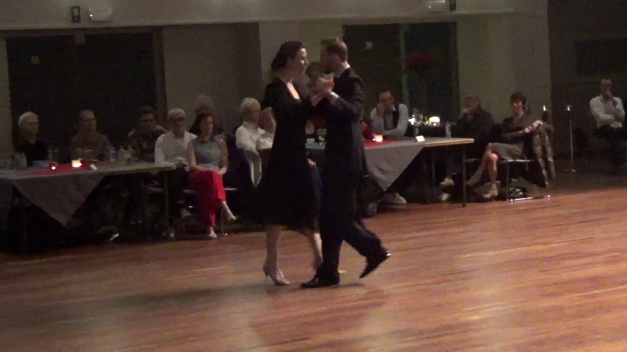 Tango performance Liz & Yannick Vanhove - Christmas milonga Corrientes Lommel 2019