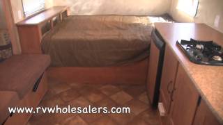 preview picture of video '2013 Canyon Cat 17FQ Travel Trailer Camper at RVWholesalers.com 043135 - Nutmeg'