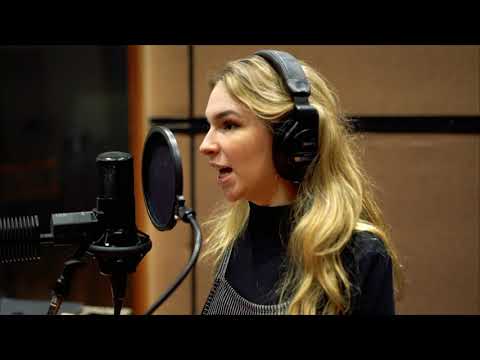 The Warning - Recording Enter Sandman (Behind The Scenes) - The Metallica Blacklist Album