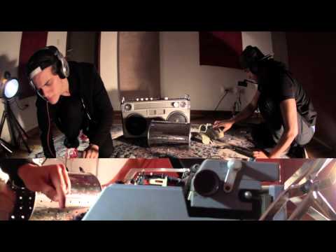 Drum Machine   [Ray Contreras-Orestes Gómez]