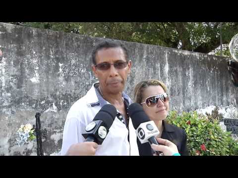 Meio Norte: Dor e indignação marcam enterro de Ruan Pedreira 03.07.14