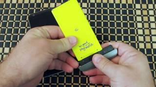 LG G5 battery swap — modular design FTW!