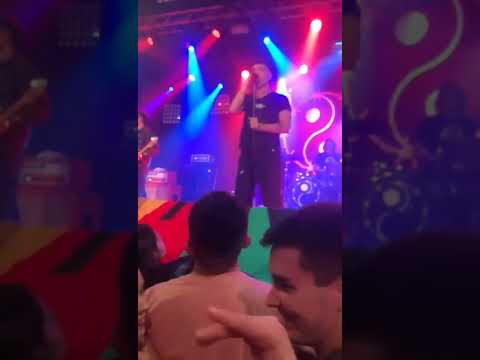 SHOW DI FERRERO COM PARTICIPAÇÃO DE GEE ROCHA NO OPINIÃO/PORTO ALEGRE