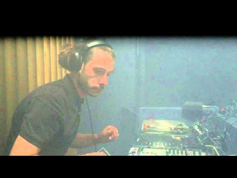 LE CANNIBALE CLUB 03/10/2015 - UABOS IL DJ RESIDENTE