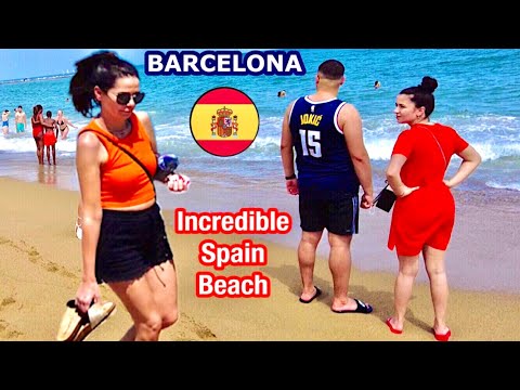 Barcelona, Beach Walk, Incredible Spain Beach, August 2022