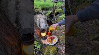 a fully balanced breakfast 🤝