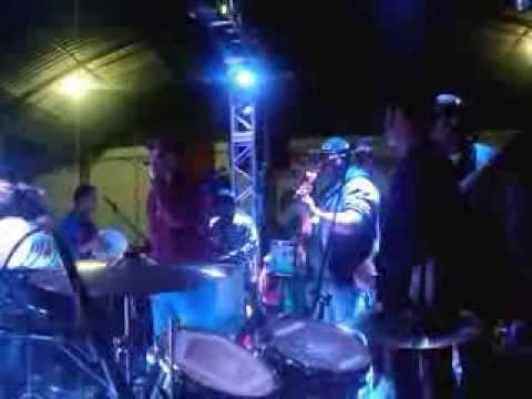 Cala A Boca E Me Beija video