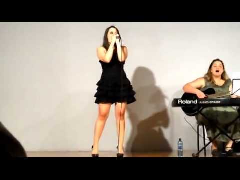 Paulla Carniell -Verso simples