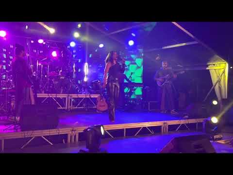 Falan Andrea performance