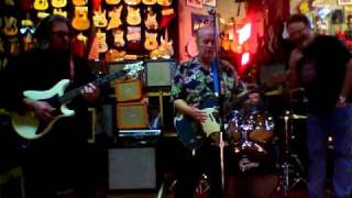 2010 Rockin&#39; Robin Christmas party 04.mov