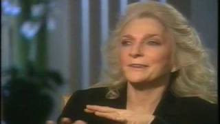 JUDY COLLINS - Interview about Leonard Cohen, &quot;Suzanne&quot;