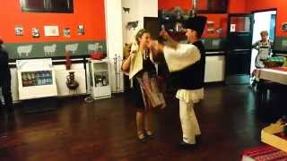 preview picture of video 'Dansuri traditionale branene.'