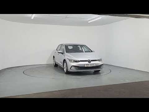 Volkswagen Golf LIFE 2.0 TDI 115HP Diesel Manual - Image 2