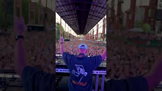 Download lagu Diplo Drops BLACKPINK's 'JUMP' at Epic Rave #blackpink mp3