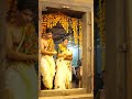 ഭക്തർ ഭഗവാന്മാരോടൊപ്പം ആനന്ദത്തിൽ ആ�