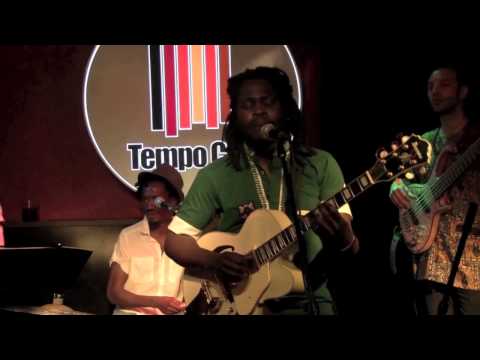 Adedeji Performs Ajo Live In Madrid