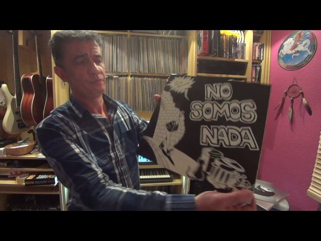 Vídeo relacionado con TIESOME 9 discos de vinilo decorativos con notas musicales, decoración de fiesta de música rock and roll, guirnalda de papel para colgar para decoración de fiestas de los años 50 y 60 (negro)