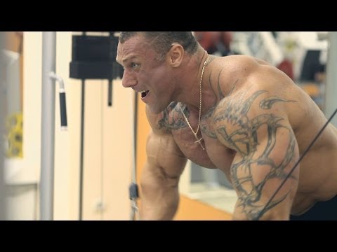 Zmniejsza mięsień uda Trening mięśni raz w tygodniu