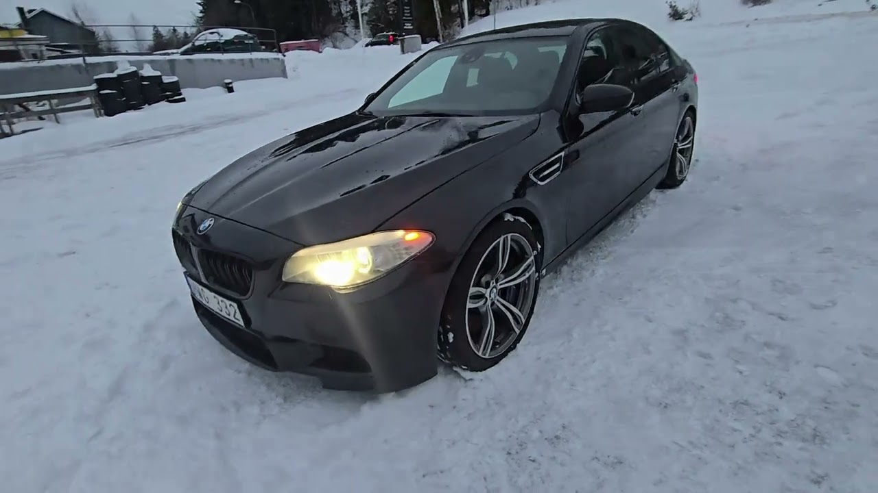BMW M5 V8 F10 -2012 | 19472 mil | Head-up