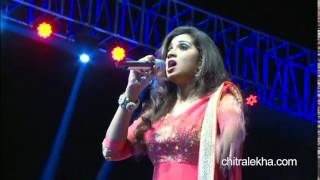 Shreya Ghoshal - Nagada Sang Dhol Song - Goliyon Ki Raasleela Ram-leela