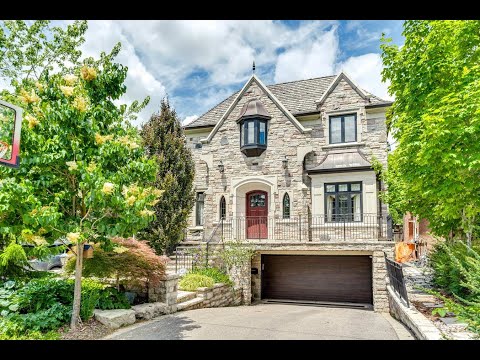 Magnificent House in Toronto - 46 Felbrigg Ave., Toronto - Tyso Media