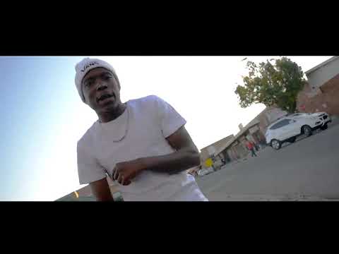 Rebo Dee - MamboVeNhamo (Official Video)