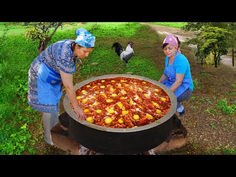 Best Breakfast Tomato Eggs - Shakshuka Recipe