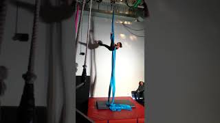 Silk Routine to U Can&#39;t Stop me by the Basement Jaxx