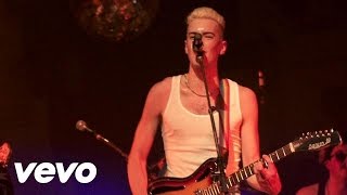 Diamond Rings - Runaway Love (Live)