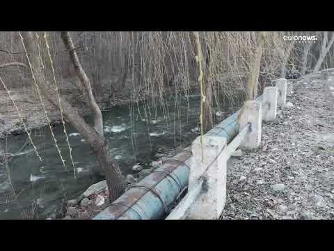 Localnicii din Peștișani sunt revoltați că lângă casele lor ar urma să se exploateze