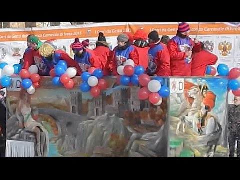 Difensori del Castellazzo carro da getto - Carnevale Ivrea 2015