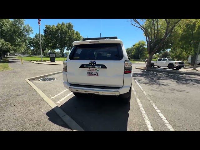 2020 Toyota 4runner - Image 16