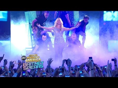 Britney Spears Performs 'Hold it Against Me' on 'GMA' (03.29.11)