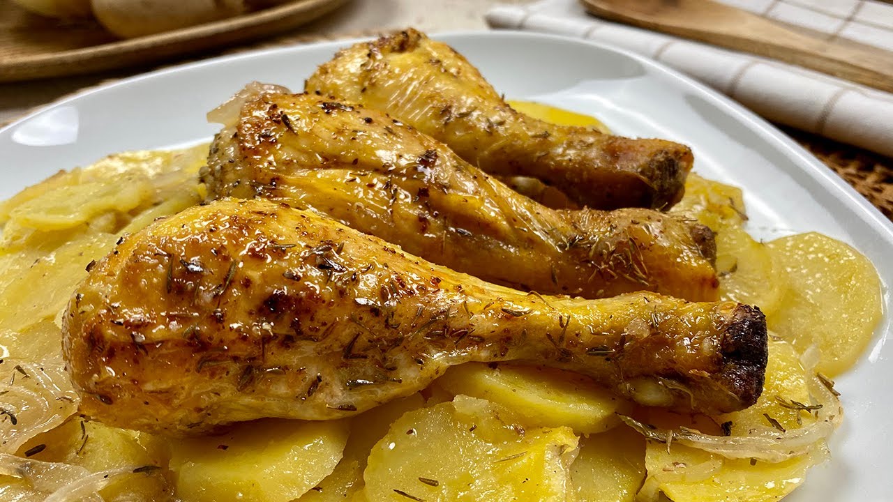 POLLO AL HORNO con patatas y vino blanco