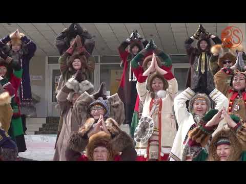 Народные мастера Якутии устроили флешмоб в честь Дня республики. Видео