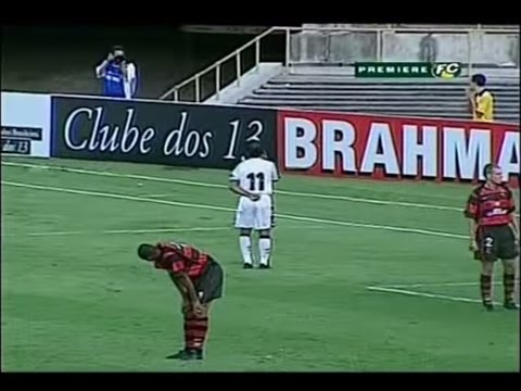 Romário vs Flamengo 2001
