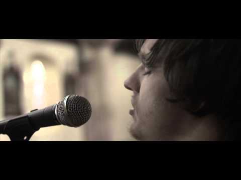 Ryan McMullan - Holding Me Down (Dog Kennel Productions Live Session)