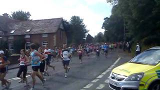 preview picture of video 'start of half marathon  at tewkesbury May 2011'