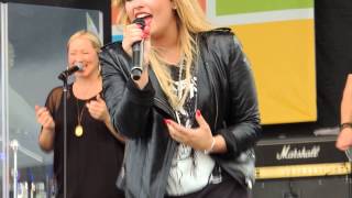 Two Pieces - Demi Lovato (Live Microsoft 9/21/13)