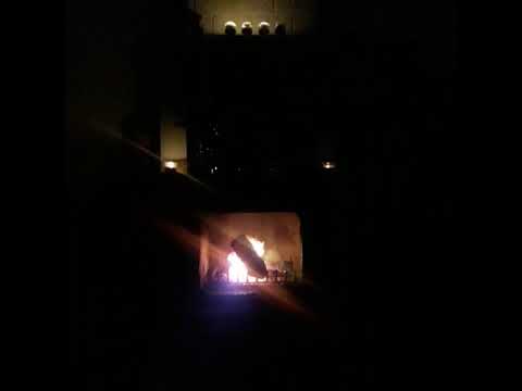 Zivistan Hat Yarim Yarim