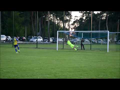 Półfinał Pucharu Polski WZPN Korona Piaski - Jarota Jarocin 2 : 2 k. 5 : 3