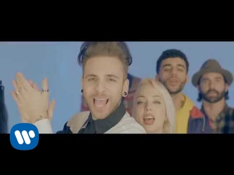 Alessio Bernabei - Nel Mezzo Di Un Applauso (Official Video) - Sanremo 2017