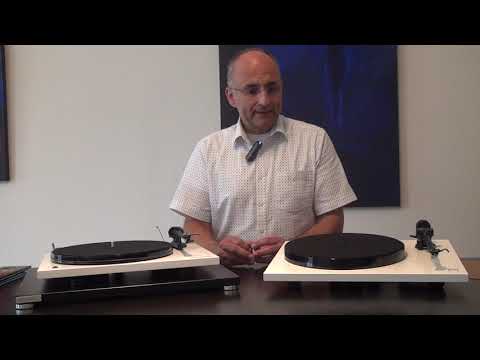 2 High End Plattenspieler für unter 500 EUR. Pro-Ject und Rega Komplettangebote im Test
