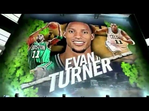 Evan Turner Highlights vs. Chicago Bulls (13 points, 7 assists, a 360 Dunk!)