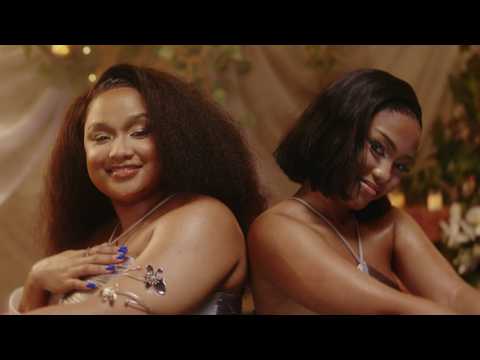 Simmy & Zee Nxumalo - Siy'nkanyezi (Official Visualizer)