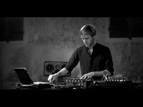 PLAYdifferently | Richie Hawtin Performance on MODEL 1