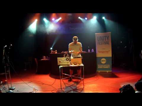 BALL-ZEE | Maschine Showcase | Unity 2v2 Beatbox Battles | Toronto